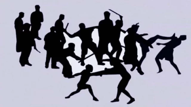 ঈশ্বরদীতে অটোরিকশা স্ট্যান্ড দখল নিয়ে শ্রমিক দল-যুবদলের সংঘর্ষ